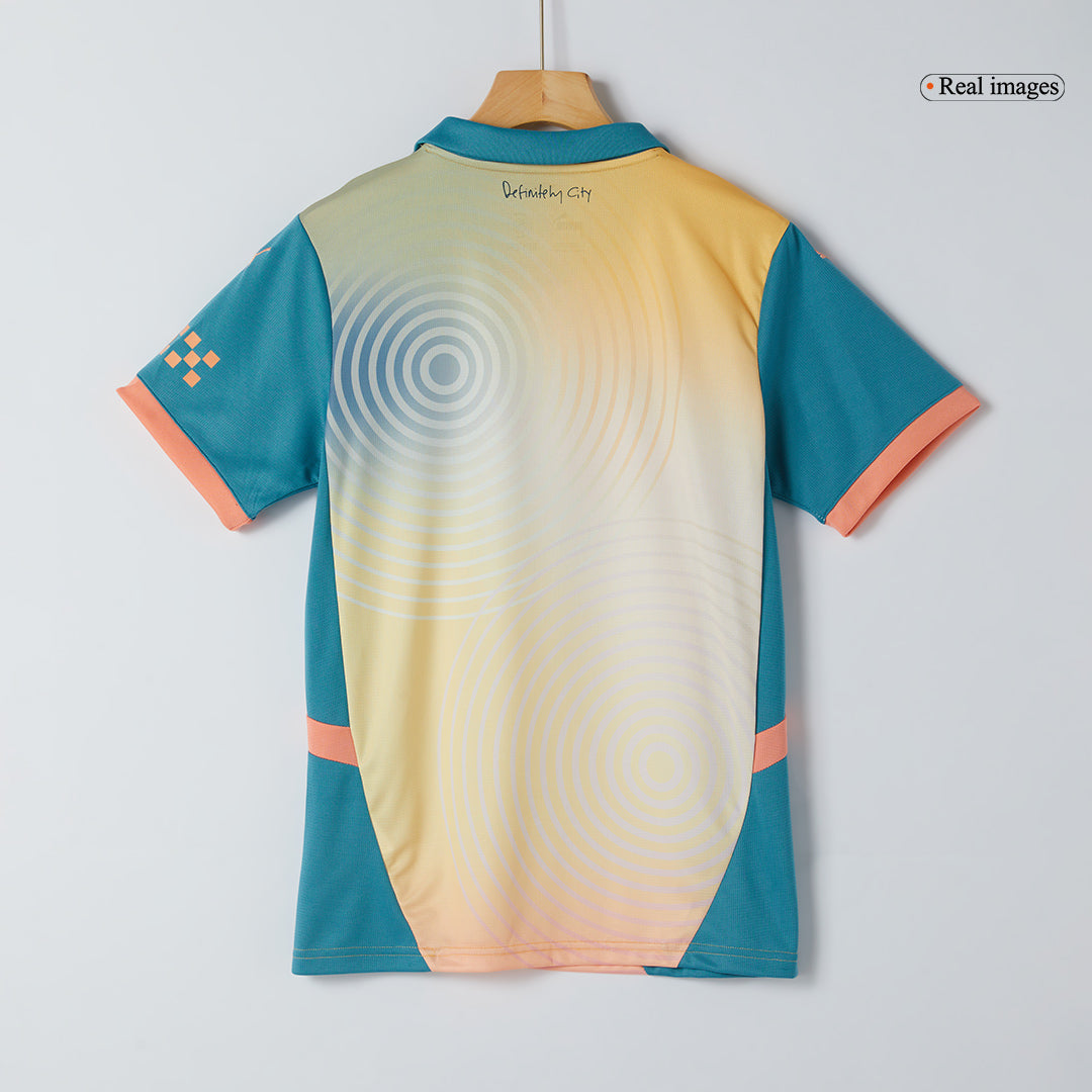 Camiseta Manchester City 2024/25 Cuarta Equipación 'Definitivamente City' Hombre - Versión Hincha